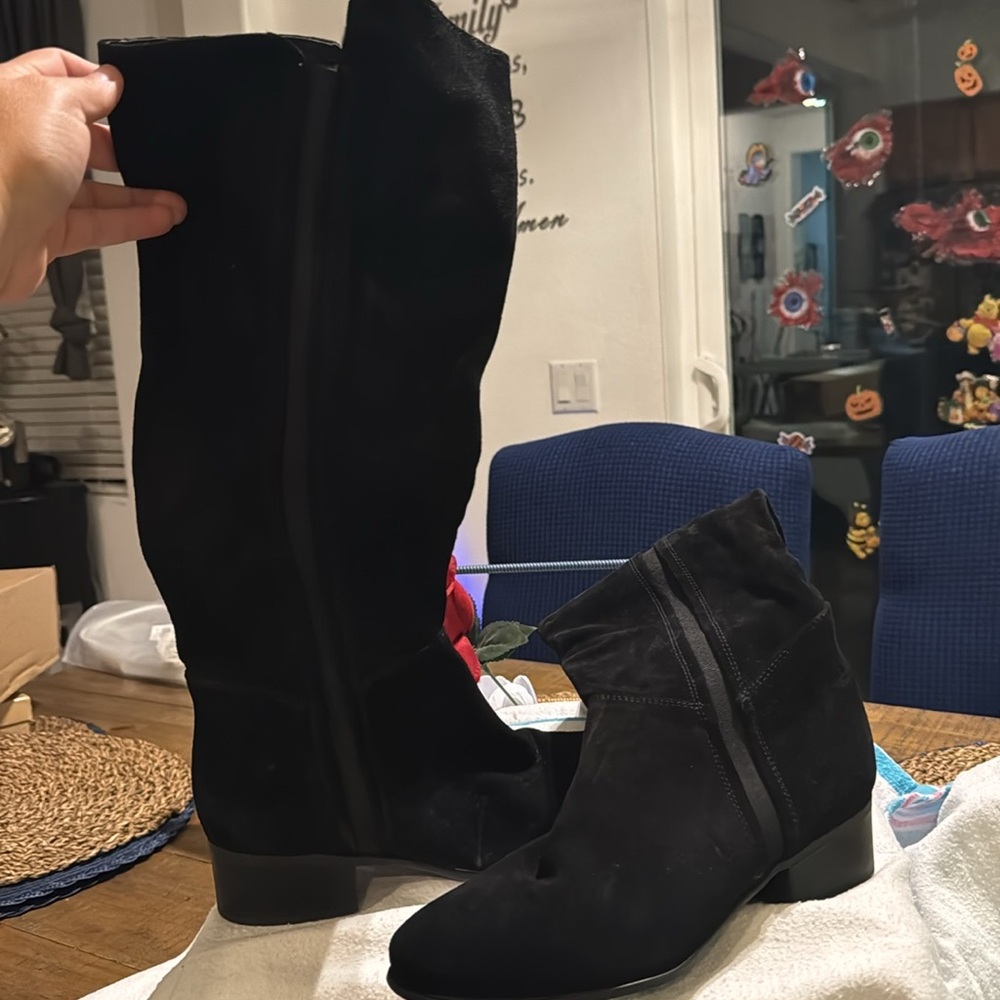 Black velvet Steve Madden pullon size 8